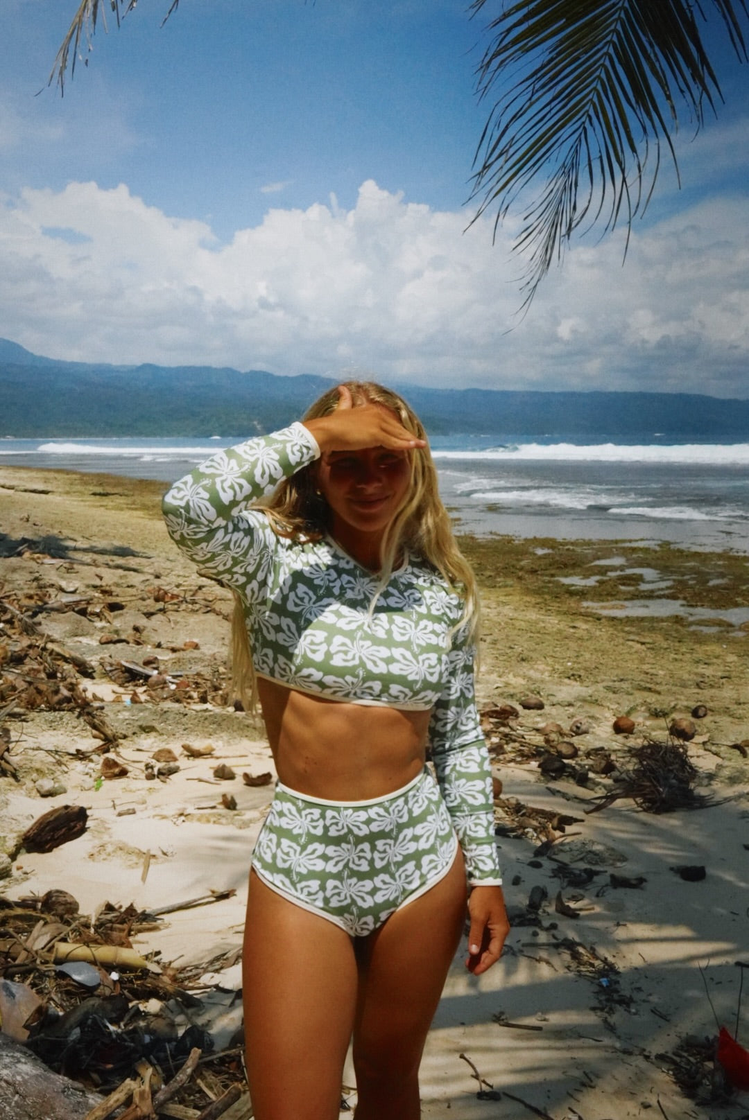 Laura High Waisted Bottoms