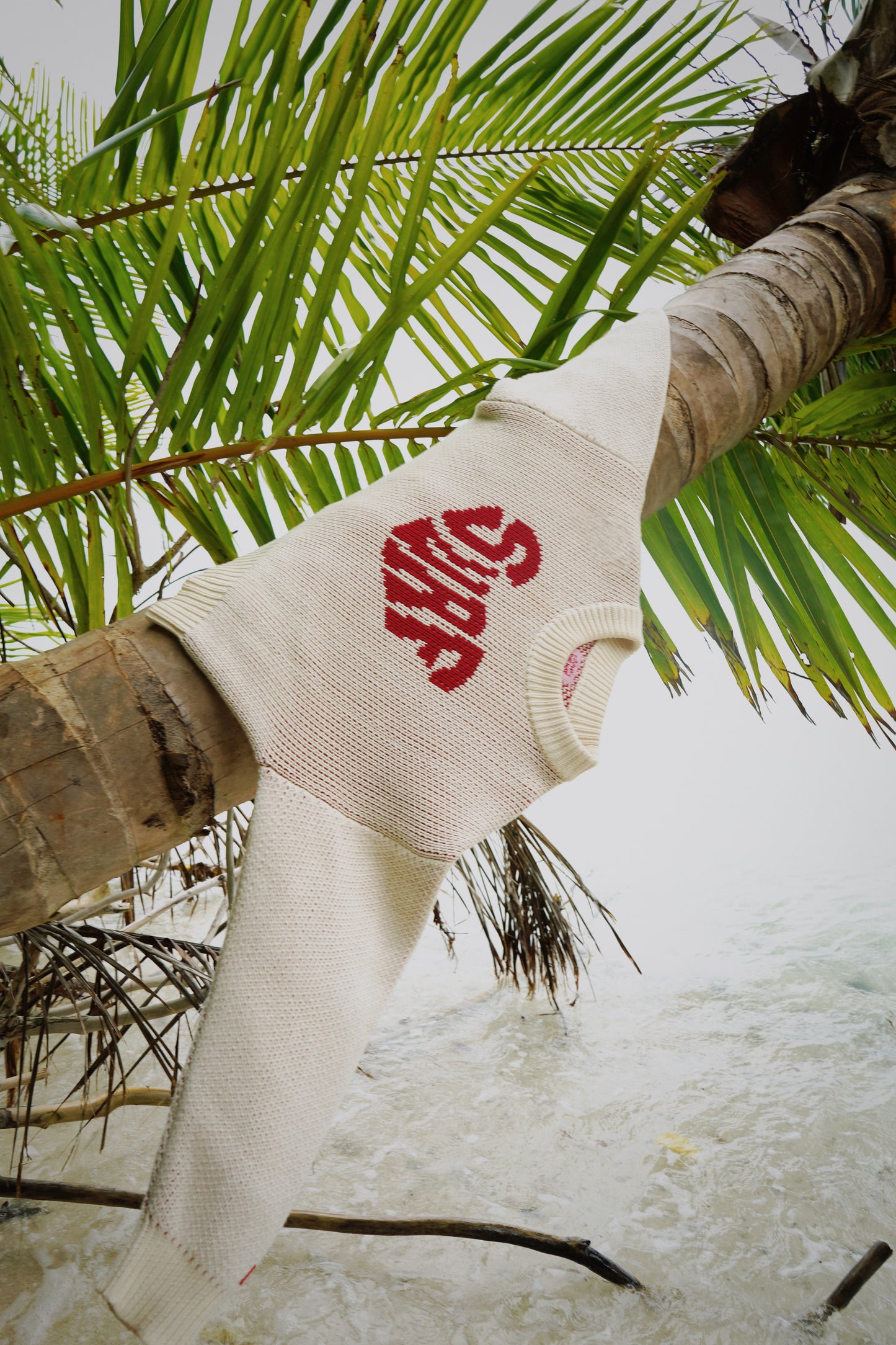 Love and waves knit
