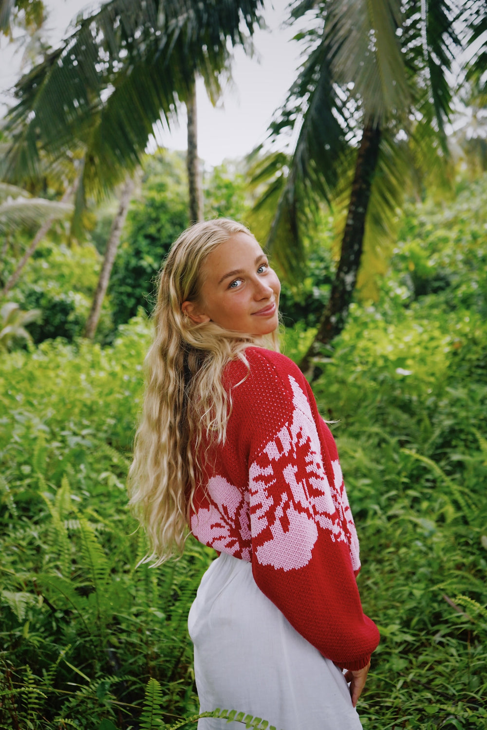 Red And Pink Hibiscus Knit