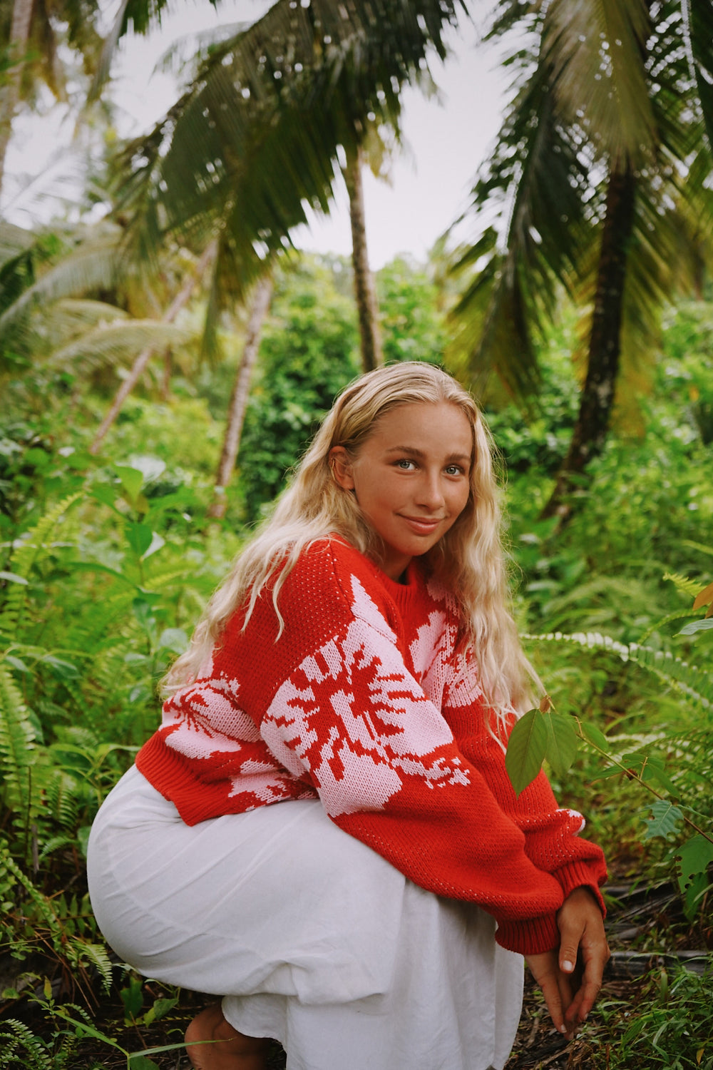 Red And Pink Hibiscus Knit